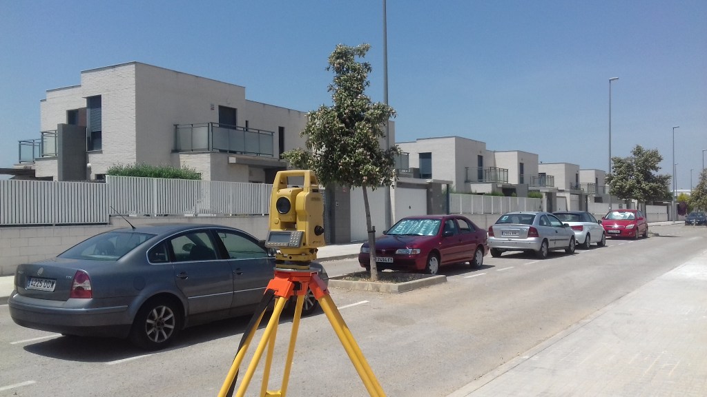 MEDICIONES TOPOGRÁFICAS EN LA ELIANA Y SAN ANTONIO DE&nbsp;BENAGÉBER